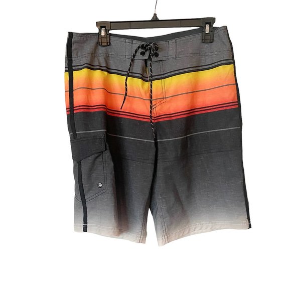 Goodfellow & Co Other - Goodfellow Mens Skateboarding Multicolor Board Shorts Size 34 Inseam 10”